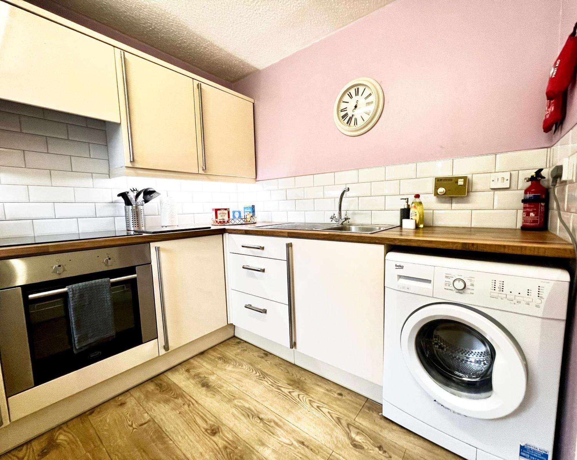 Ground Floor Flat With Free Parking & Wifi Apartman Glasgow Kültér fotó