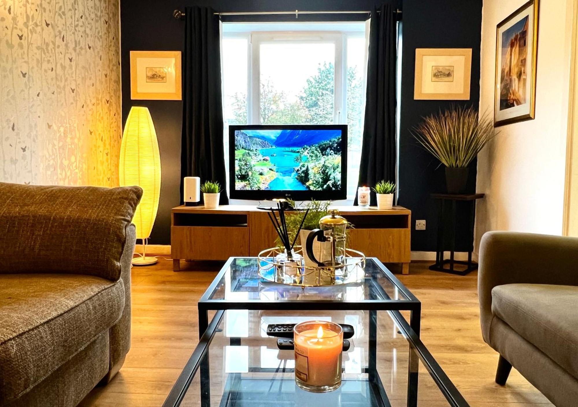 Ground Floor Flat With Free Parking & Wifi Apartman Glasgow Kültér fotó