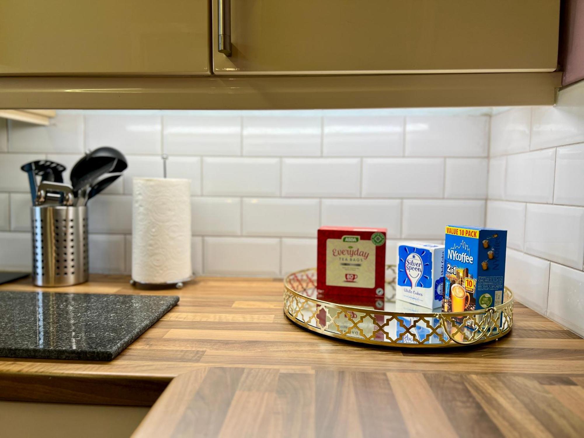 Ground Floor Flat With Free Parking & Wifi Apartman Glasgow Kültér fotó