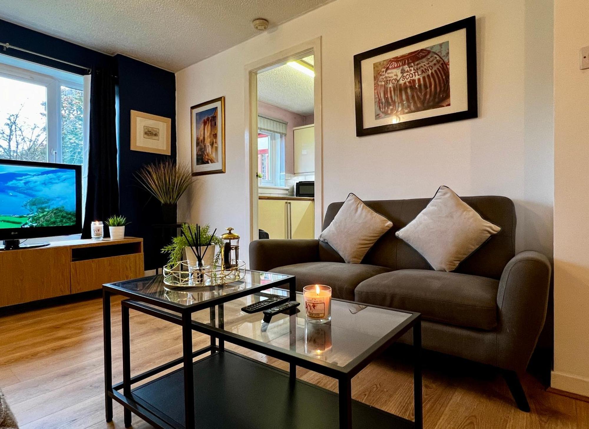Ground Floor Flat With Free Parking & Wifi Apartman Glasgow Kültér fotó